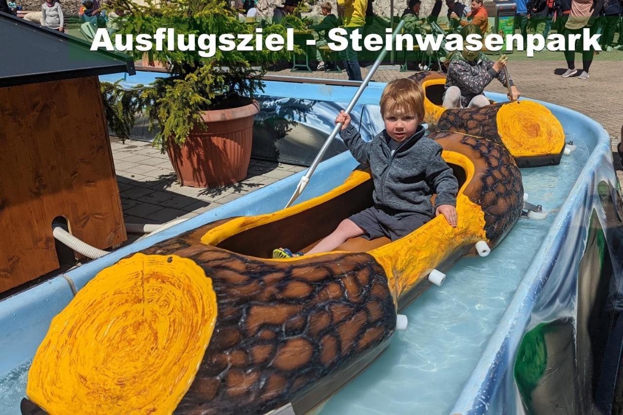 Wohlfuehl-Ferienwohnung 80 Qm, 8 Personen, Aussicht & Heimkino تودتناو المظهر الخارجي الصورة