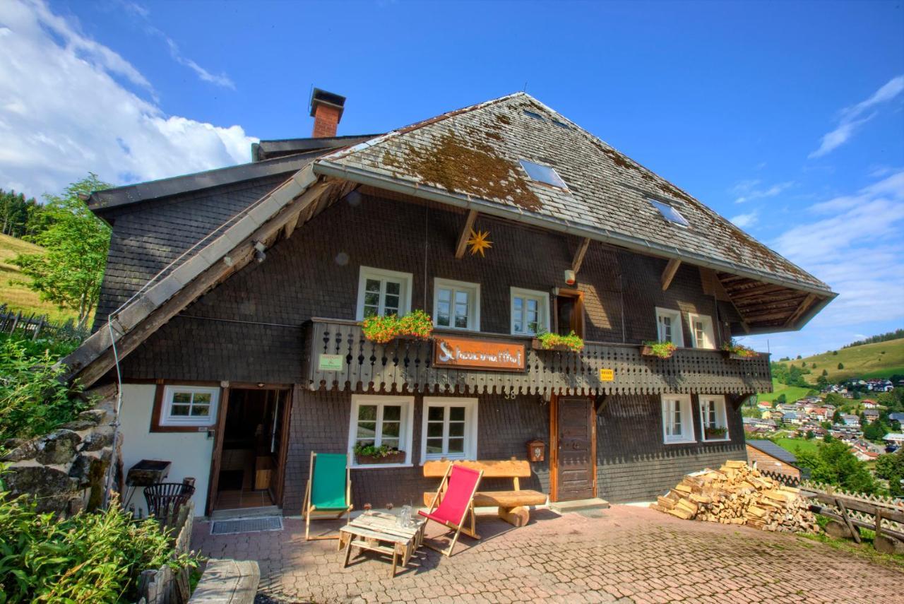 Wohlfuehl-Ferienwohnung 80 Qm, 8 Personen, Aussicht & Heimkino تودتناو المظهر الخارجي الصورة